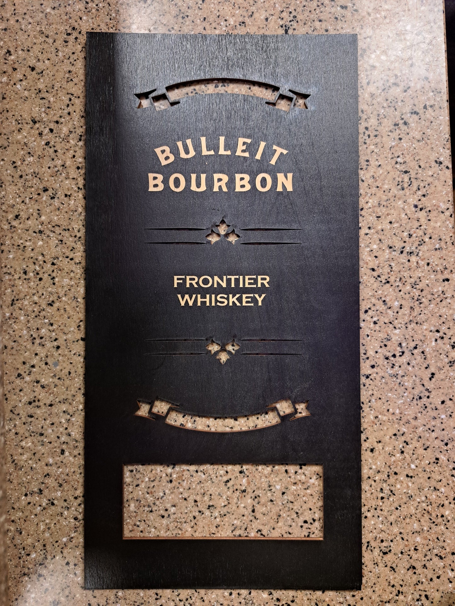 Whiskey Box 1.75L - Brown, Handle Bottle