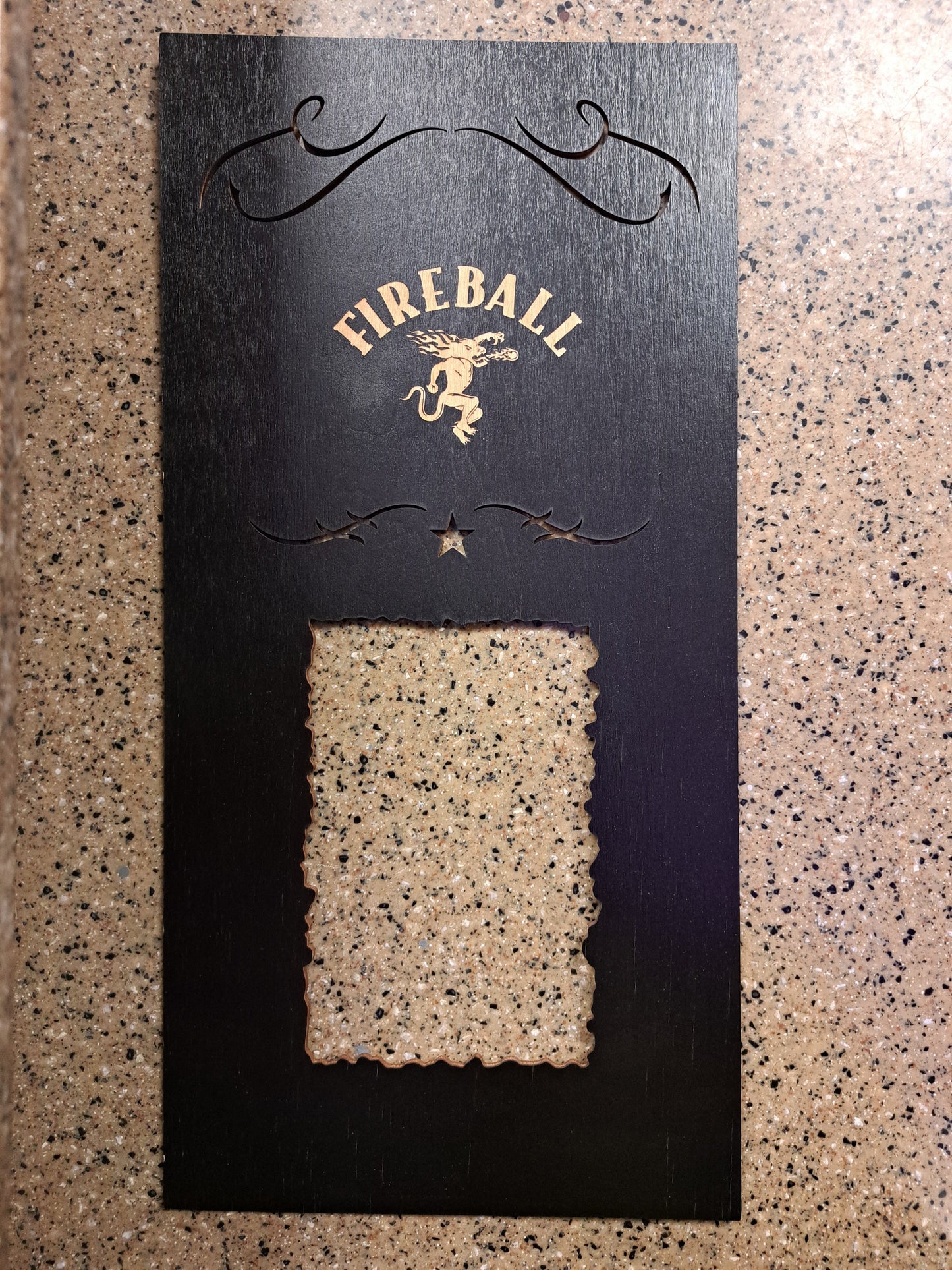 Whiskey Box 1.75L - Red, Handle Bottle