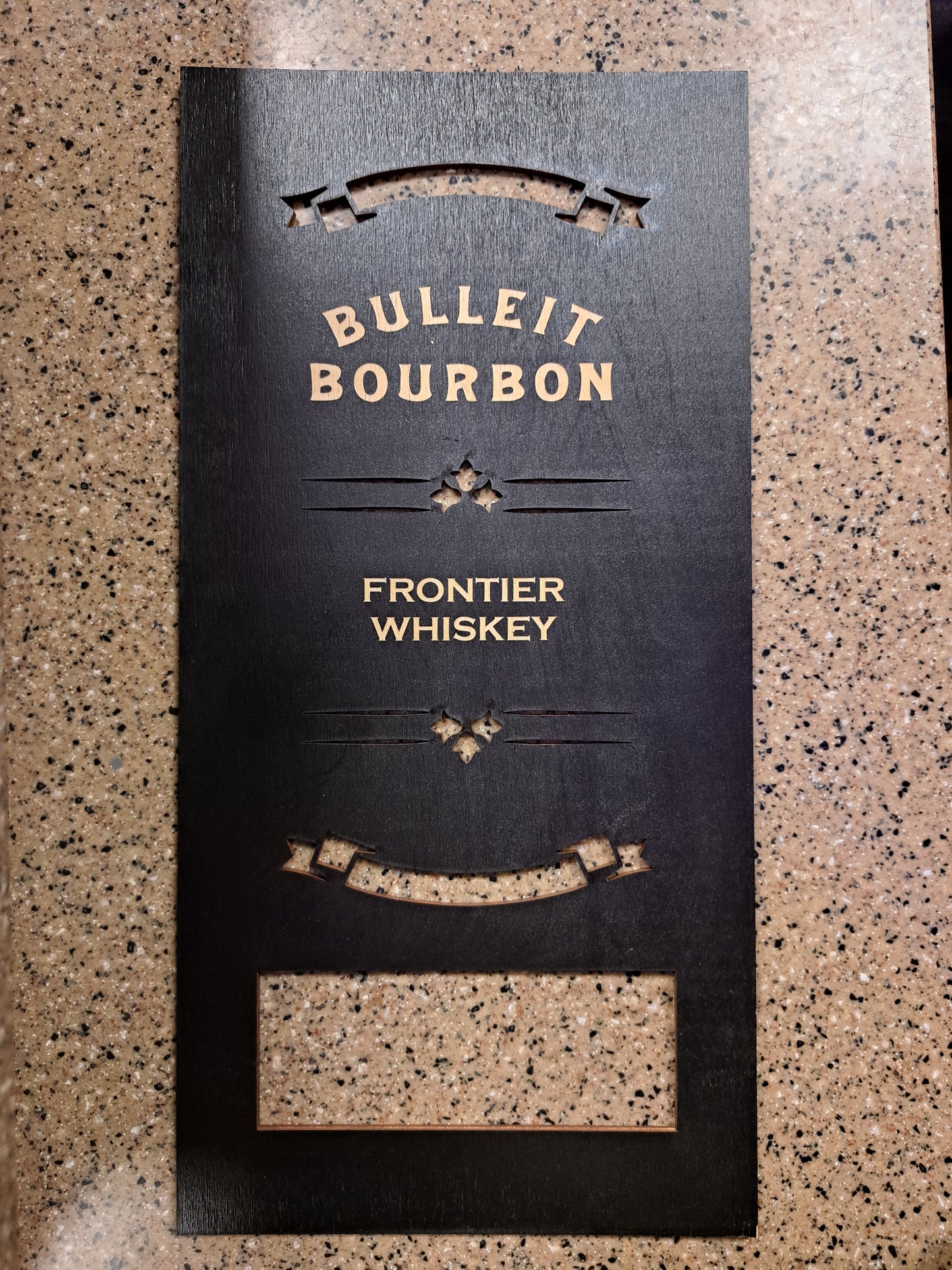 Whiskey Box 1.75L - Black, Handle Bottle