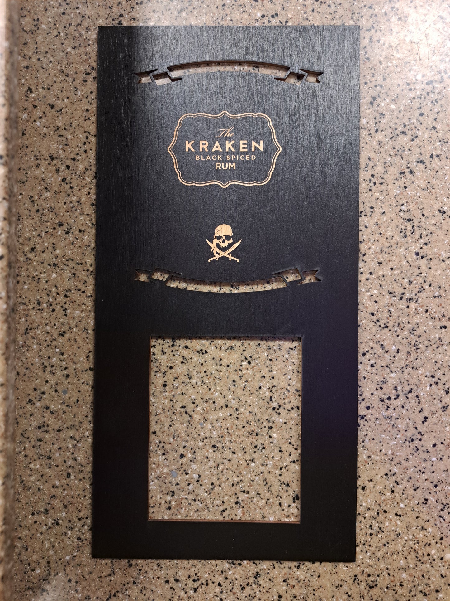 Whiskey Box 1.75L - Black, Handle Bottle