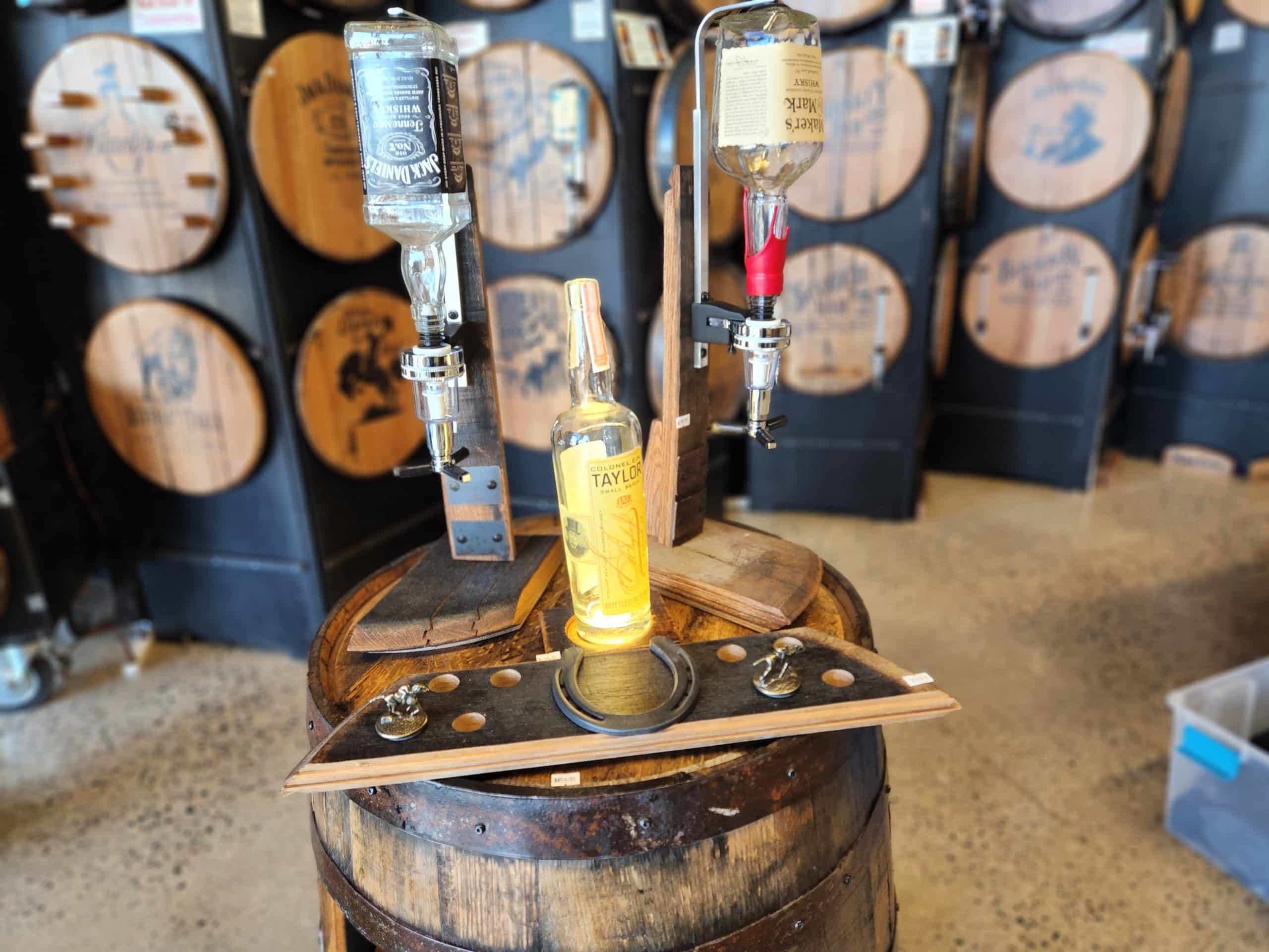 Tabletop dual liquor dispensor